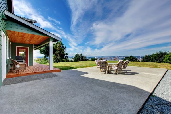 Backyard Concrete Paving in Lansing